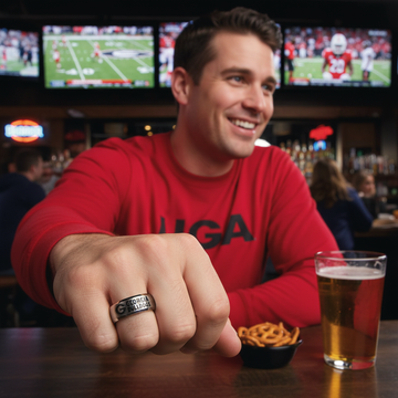 Georgia Bulldogs Ring | Silver & Red Wedding Band | Sizes 6 - 13 | #UGA